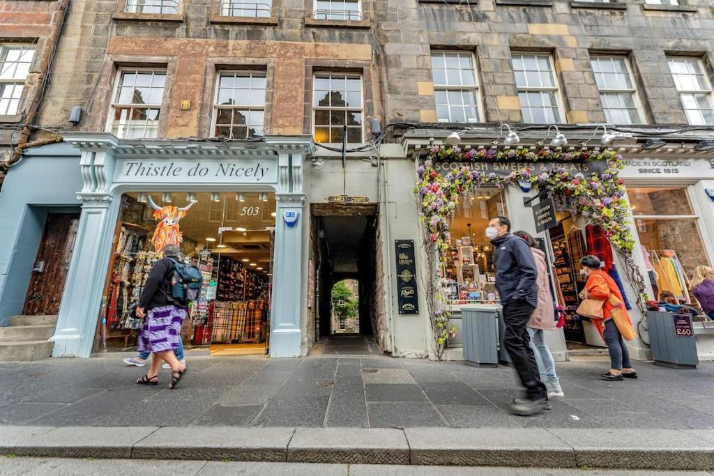 Boutique Modern Royal Mile Apartment Sleeps 4 에든버러 외부 사진