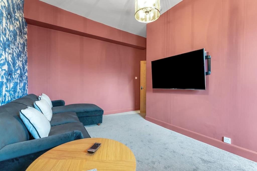 Boutique Modern Royal Mile Apartment Sleeps 4 에든버러 외부 사진